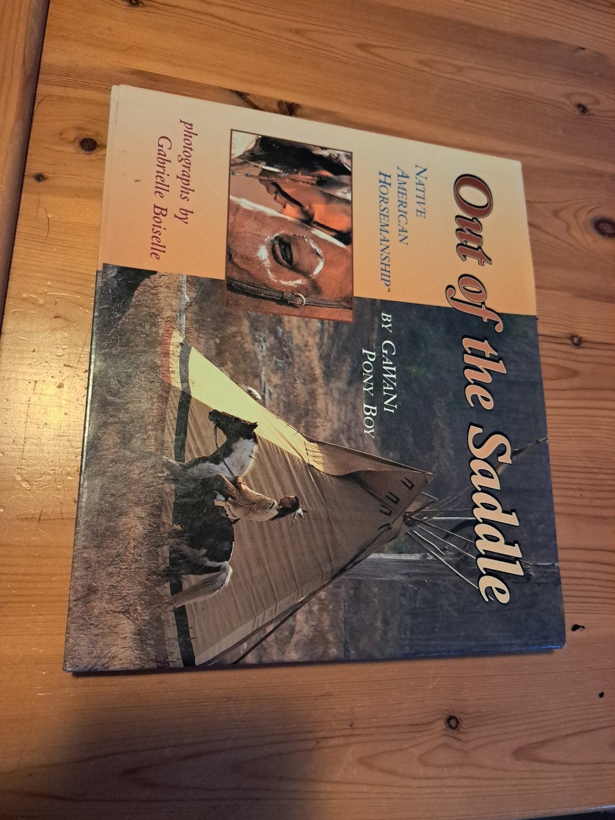 out of the saddle, Ophalen of Verzenden, Zo goed als nieuw