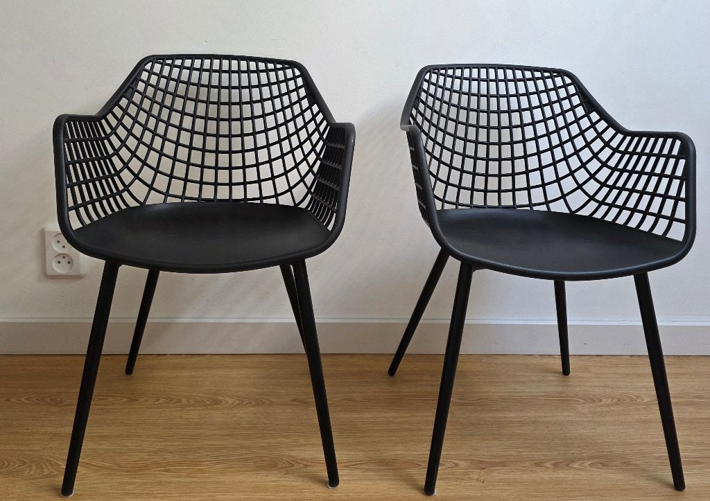 Kinderstoeltjes voor binnen en buiten (set van 2), Kinderen en Baby's, Kinderstoelen, Ophalen, Zo goed als nieuw, Overige typen