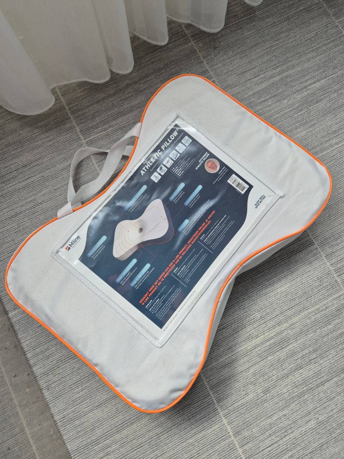 M-line Athletic Pillow - Zo goed als nieuw, Ophalen, Eenpersoons, Wit, Zo goed als nieuw