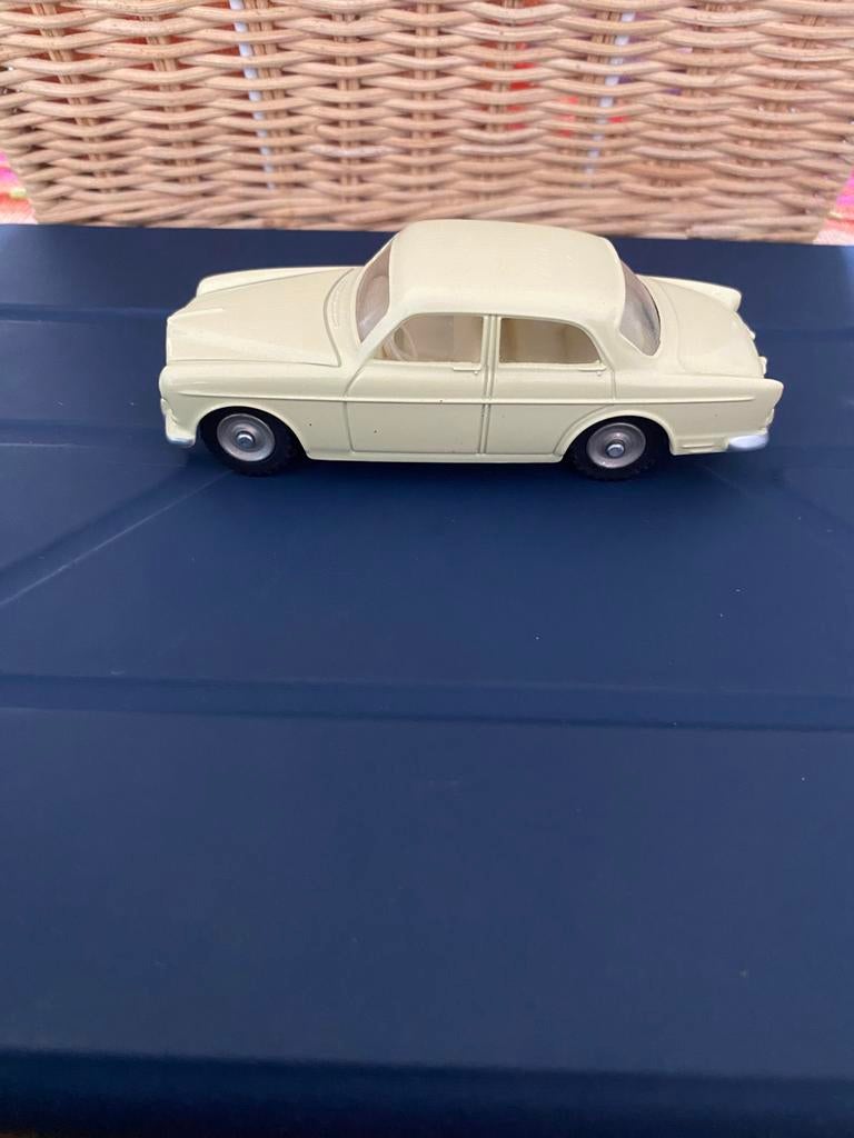 Dinkey toys nr 184 Volvo 122 S 1/43, Ophalen of Verzenden, Nieuw, Auto, Dinky Toys