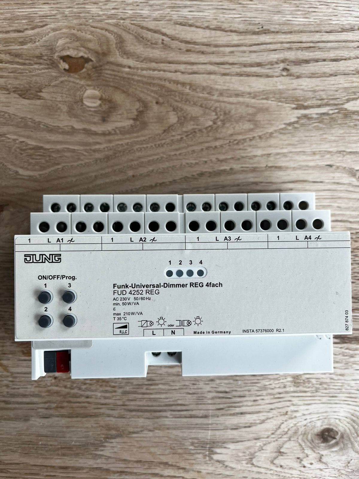 JUNG Funk-Universeel-Dimmer REG 4-voudig FUD 4252 REG, Doe-het-zelf en Verbouw, Elektra en Kabels, Ophalen of Verzenden, Gebruikt