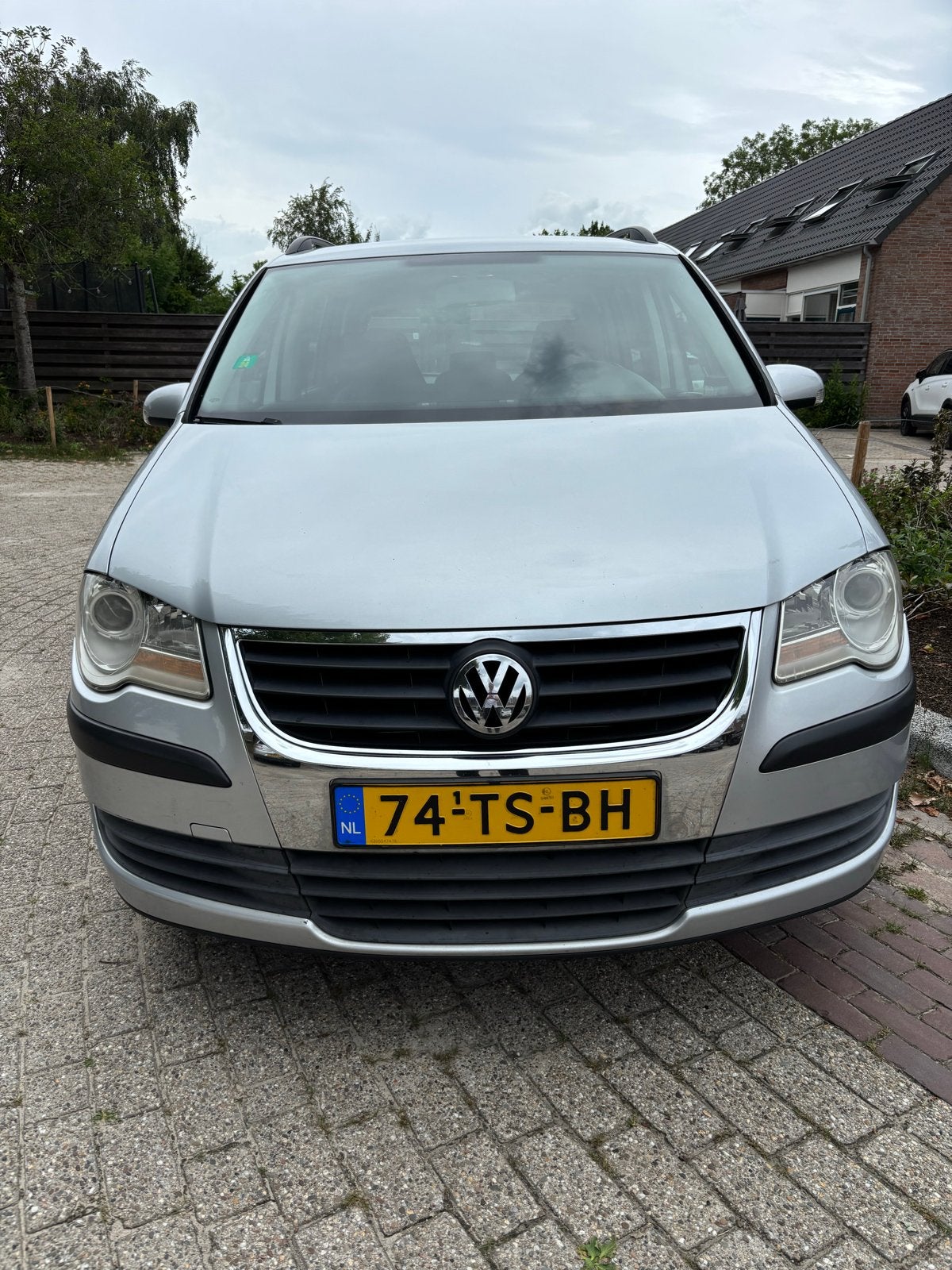 Volkswagen Touran 1.6 75KW 2007 Grijs, Auto's, Volkswagen, Particulier, Touran, Benzine, D, MPV, Handgeschakeld, Origineel Nederlands