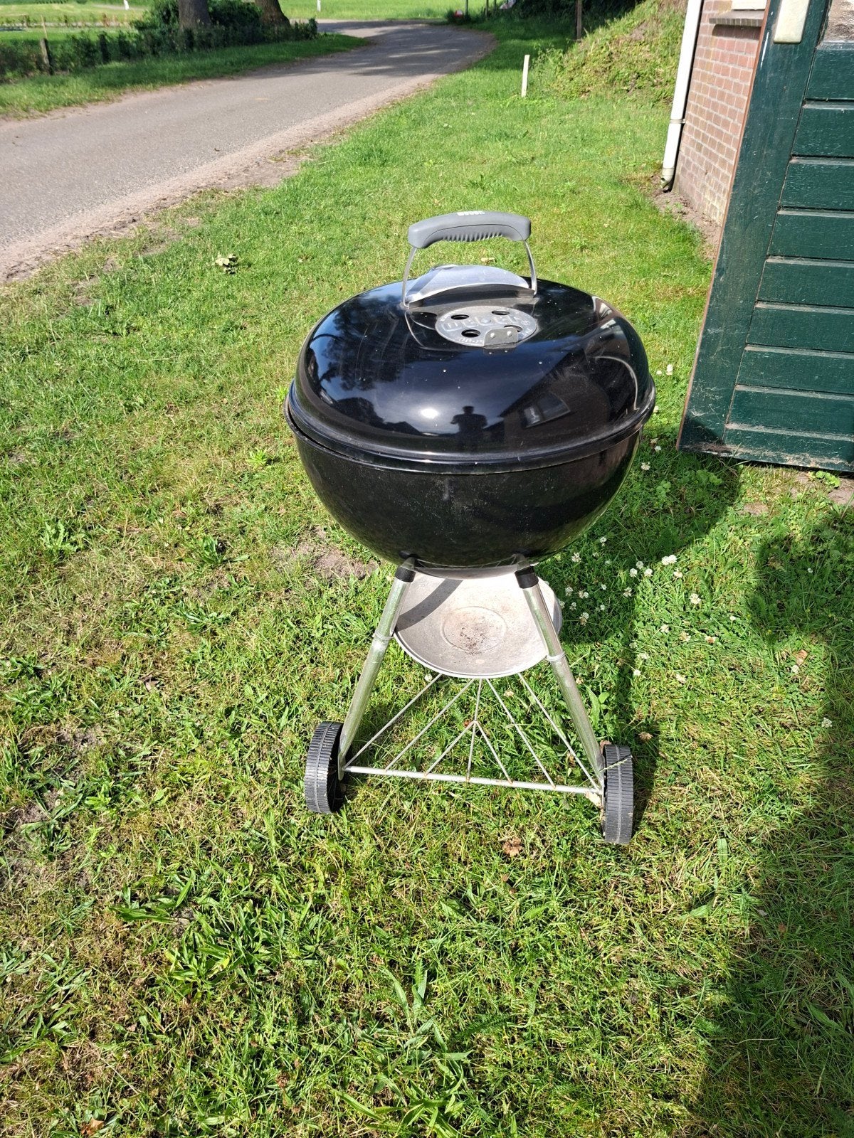 Weber Kettle BBQ 47 cm met klemmen - Nette staat, Ophalen of Verzenden, Gebruikt, Weber