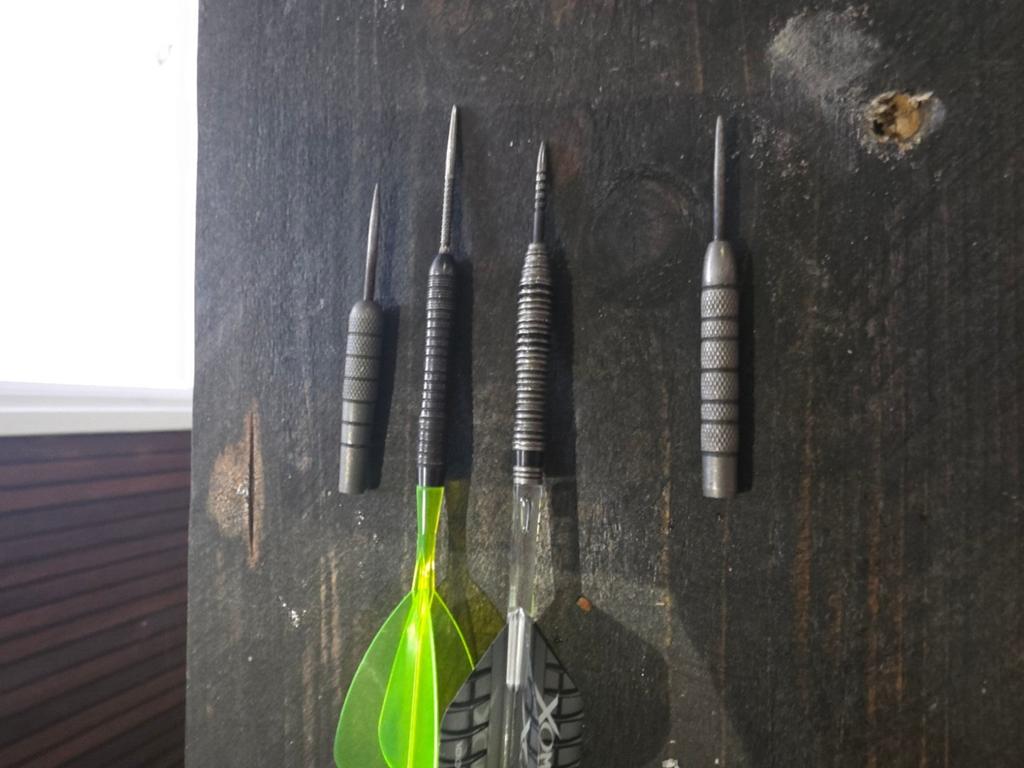Meerdere dartpijlen sets te koop, inclusief extra's, Ophalen, Gebruikt, Pijlen