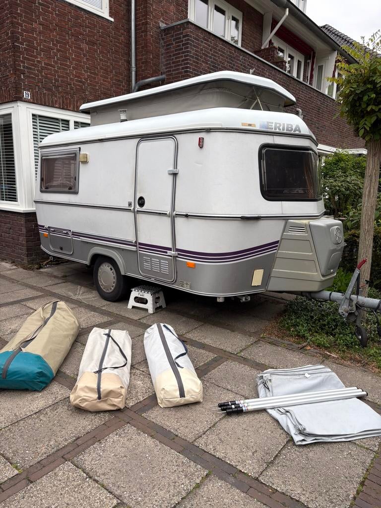 Eriba Triton, Treinzit, Tot en met 3, Particulier, Schokbreker