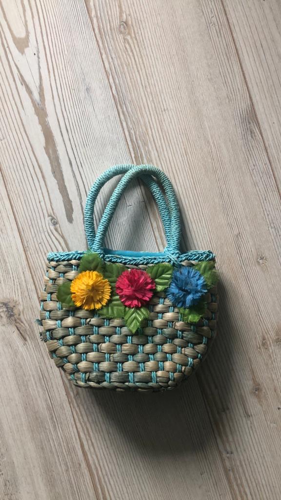 Schattig rieten tasje met bloemen, Ophalen of Verzenden, Gebruikt, Roze, Schoudertasje