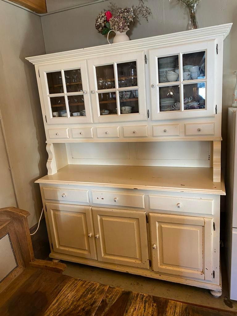 Antieke witte buffetkast met vitrine en lades, Ophalen, Zo goed als nieuw, 25 tot 50 cm, 200 cm of meer