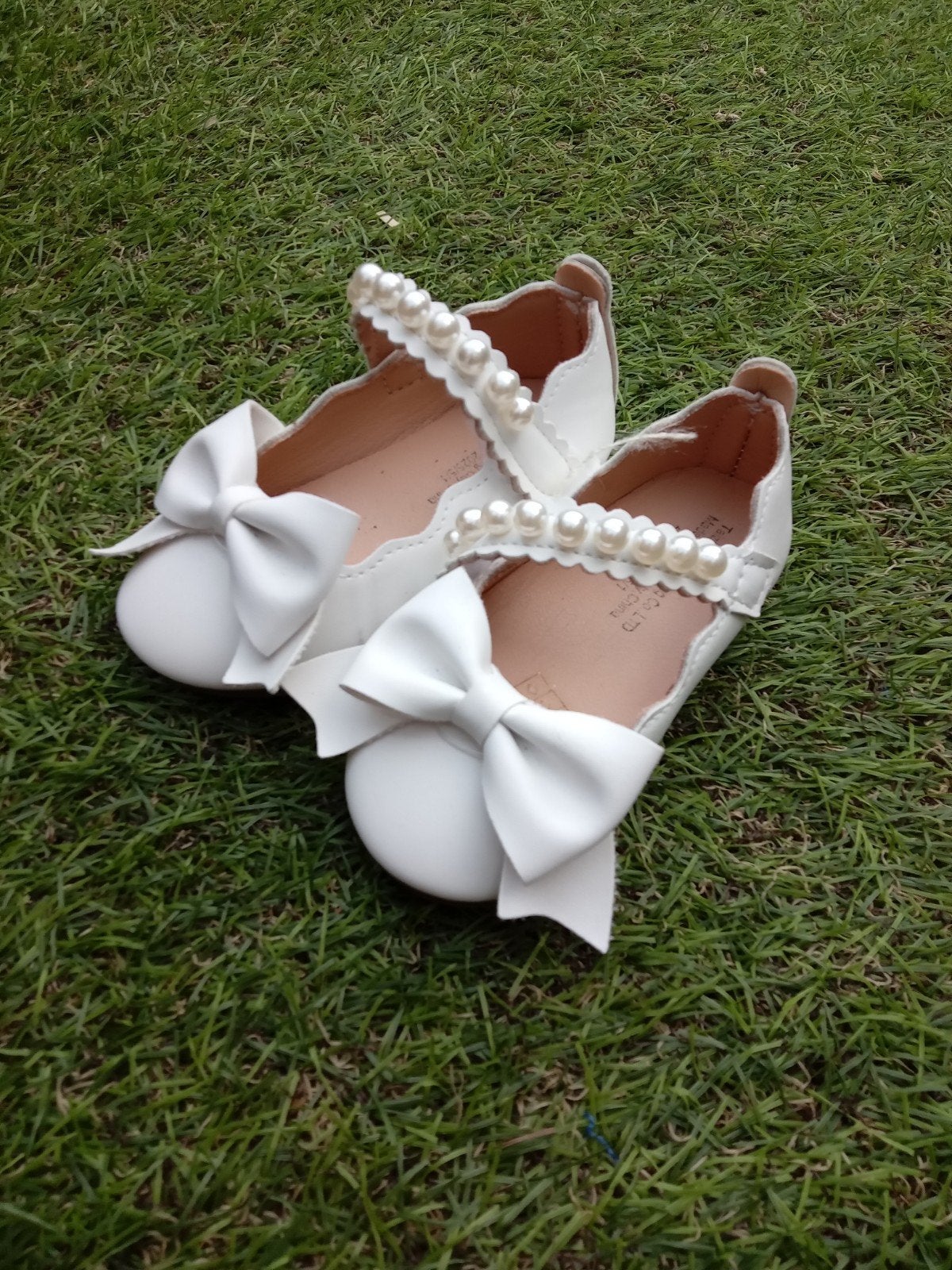 Witte Meisjesschoentjes met Parelband en Strik - Maat 22, Kinderen en Baby's, Babykleding | Schoentjes en Sokjes, Schoentjes, Meisje