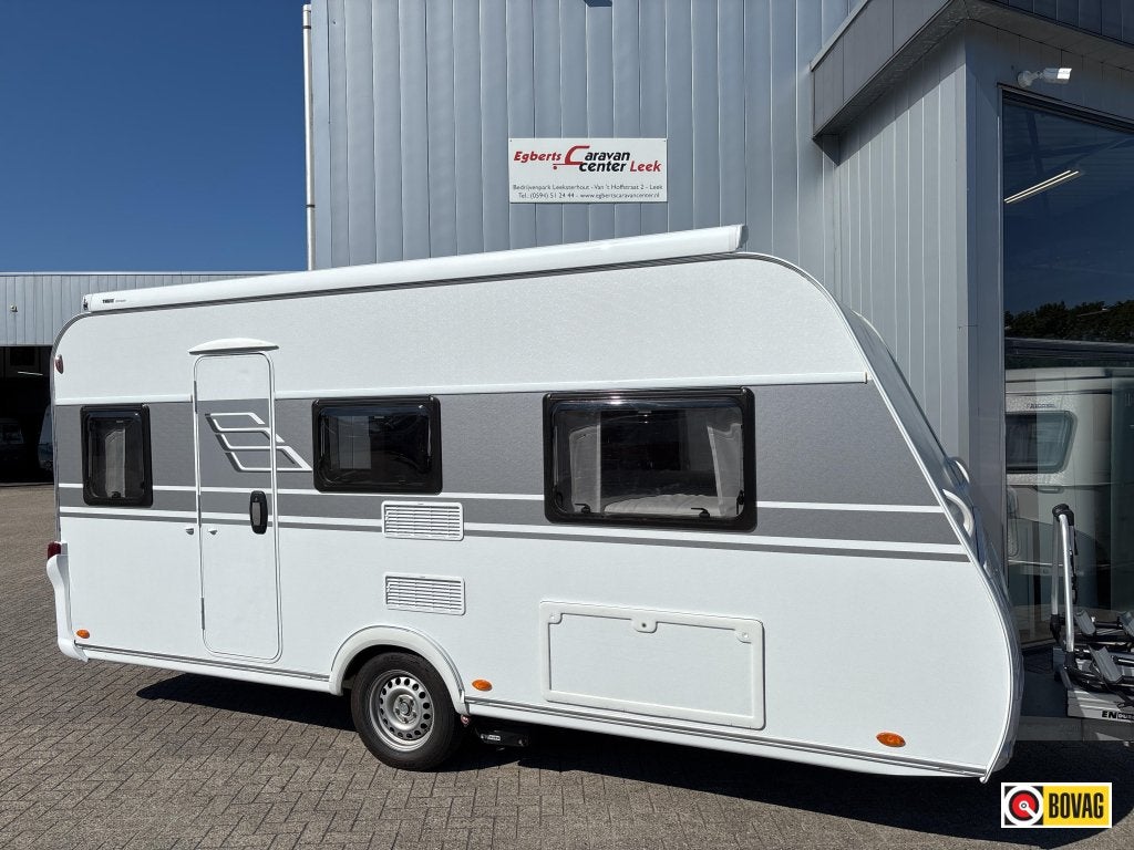 Eriba Living 471 luifel, mover, fietsendrager enkele bedden, Caravans en Kamperen, Overige typen, Standaardzit, Bedrijf, 5 tot 6 meter