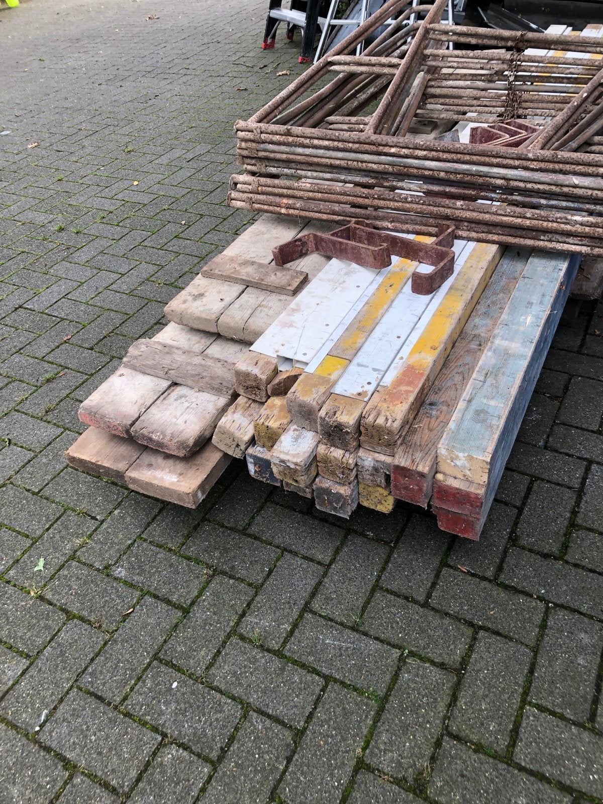 Bouwmaterialen: Metselschragen, Metselprofielen, Oprijplank, Ophalen of Verzenden, Gebruikt, Overige typen, Minder dan 2 meter
