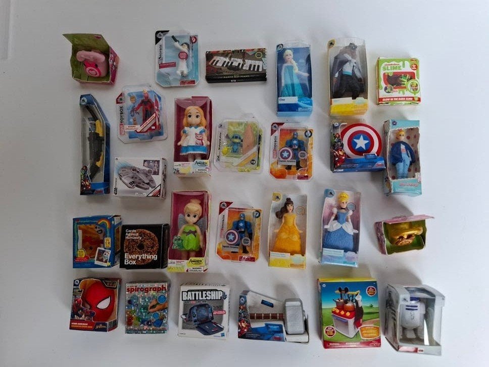 Mini brands toys, Ophalen of Verzenden, Zo goed als nieuw