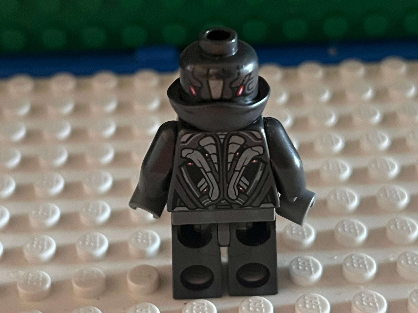 Lego marvel minifiguur ultron prime, Ophalen of Verzenden, Zo goed als nieuw