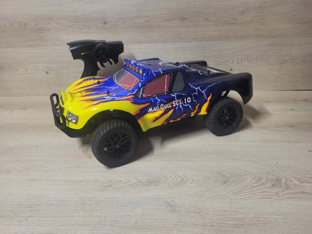Himoto mad bull elec, Hobby en Vrije tijd, Modelbouw | Radiografisch | Auto's, Ophalen of Verzenden, Zo goed als nieuw, Overige schalen