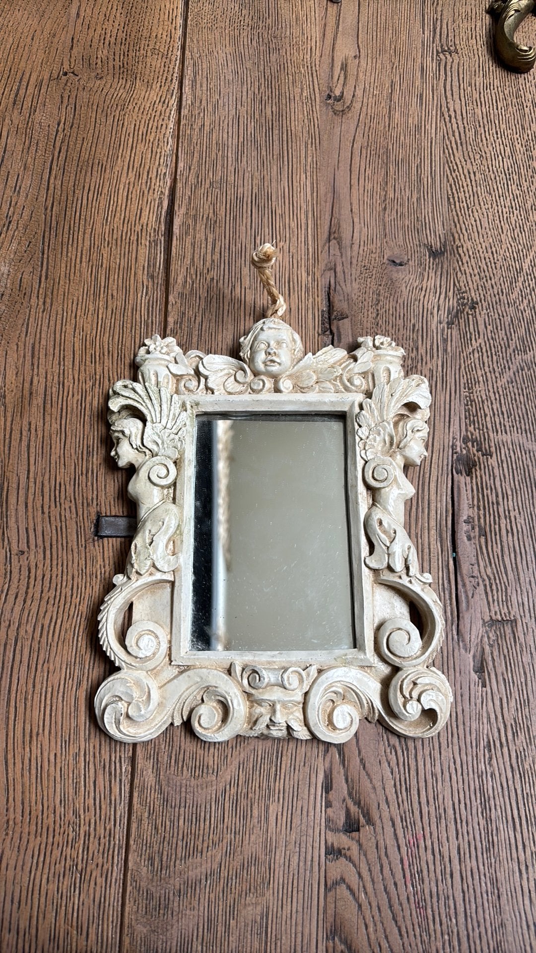 Decoratieve spiegel met engel en klassieke ornamenten, ., Ophalen of Verzenden, Zo goed als nieuw, .