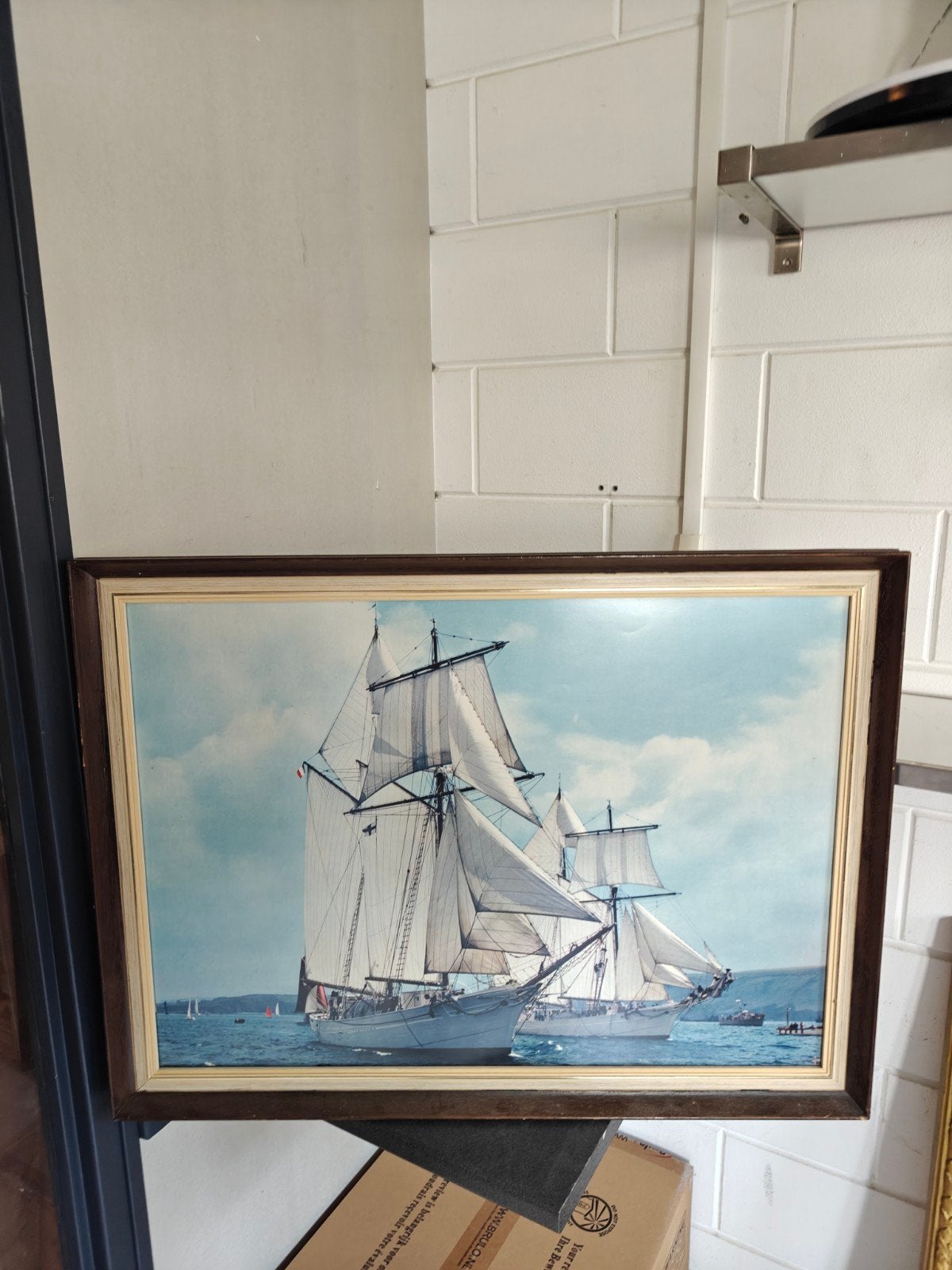 XL Oude Prent Bretagne Bretonse Kust 80x60 cm Prachtig, Ophalen of Verzenden, Klassiek, Ingelijst, Maritiem / water