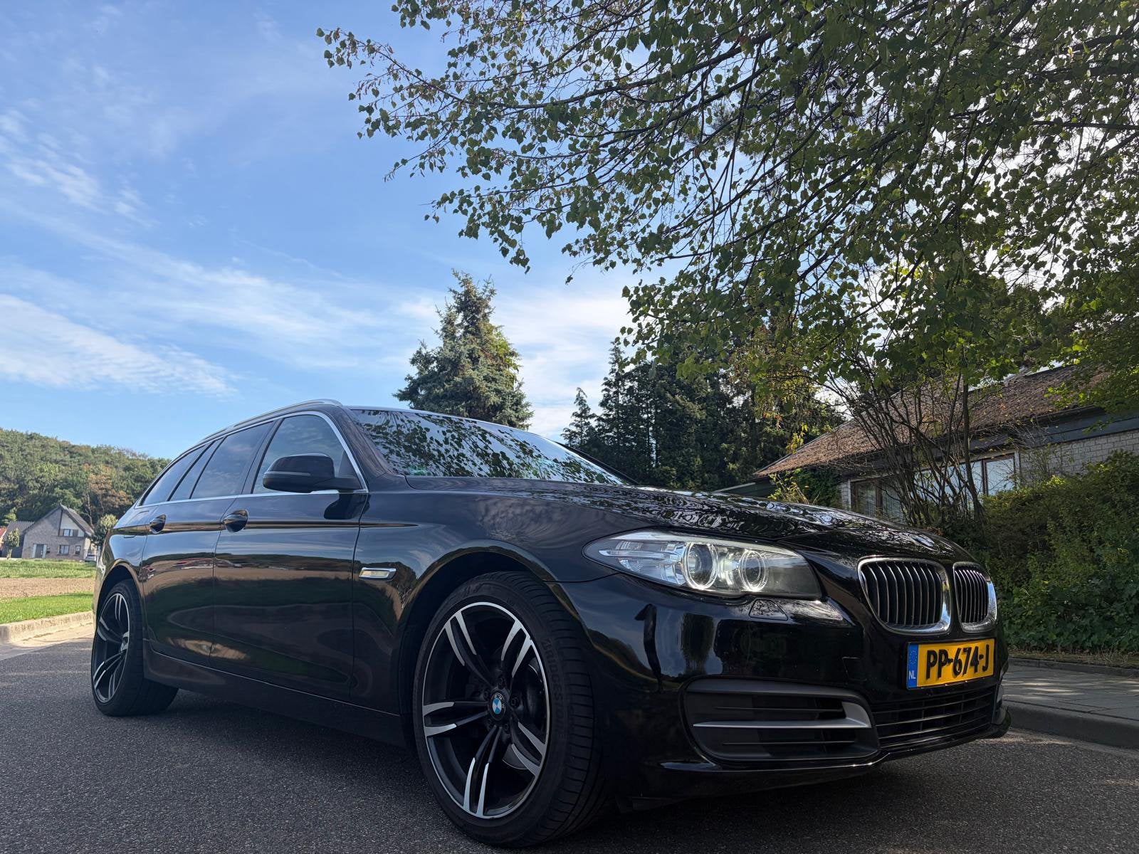 Bmw 5 serie 520D 190pk 6Bak     B47motor🚀, Auto's, Zwart, Stationwagon, Particulier, Onderhoudsboekje