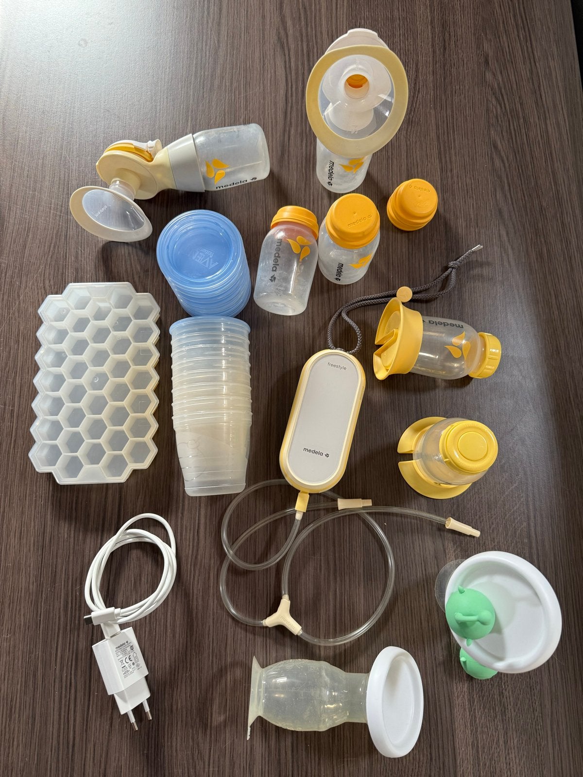 Medela Freestyle Borstkolf met accessoires, Ophalen, Gebruikt, Medela, Borstkolf