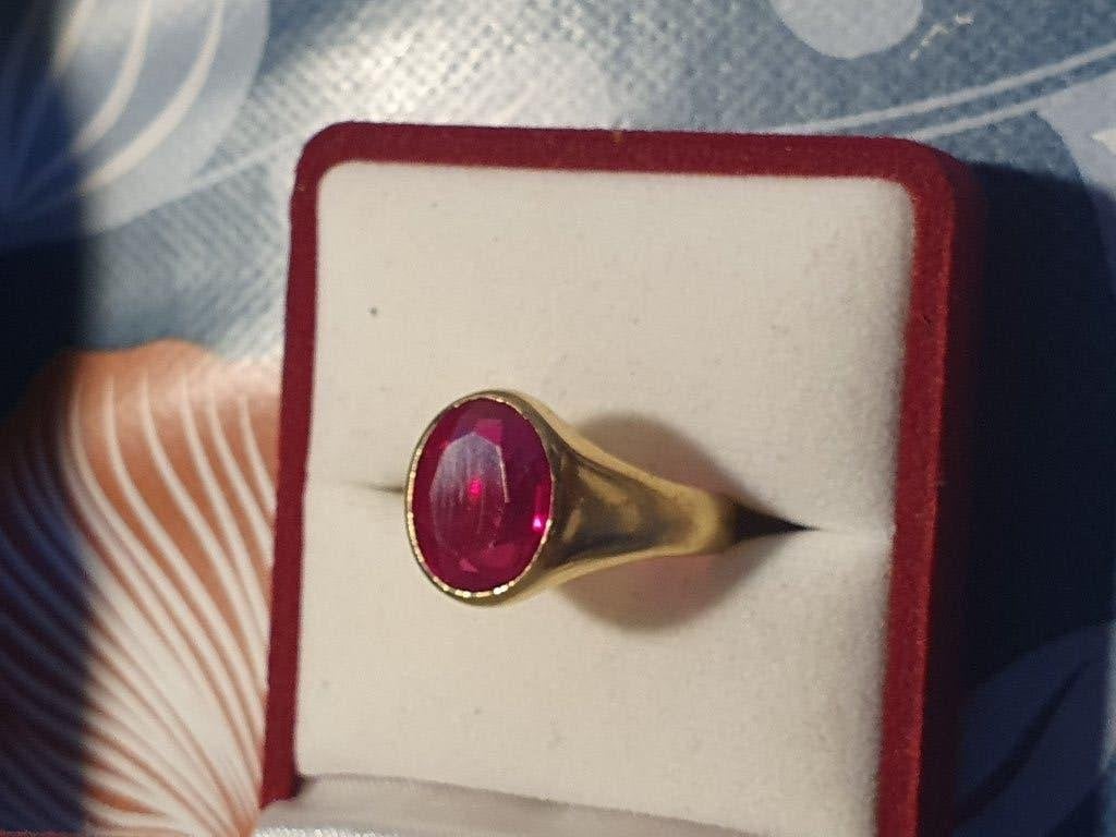 Mooie gouden ring met mooie robijn van ruim 3 crt, 18 tot 19, Ophalen of Verzenden, Zo goed als nieuw, Dame of Heer