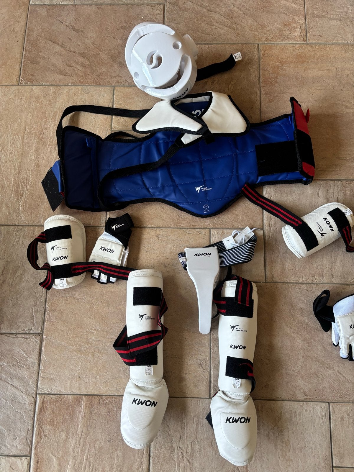 Complete Taekwondo uitrusting kind - Pak en bescherming, Sport en Fitness, Vechtsporten en Zelfverdediging, Taekwondo, Vechtsportpak
