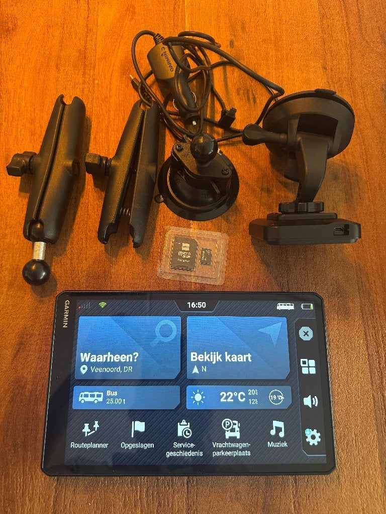 Garmin Dezl LGV1020 truck / bus / auto navigatie, Auto diversen, Autonavigatie, Ophalen of Verzenden, Zo goed als nieuw