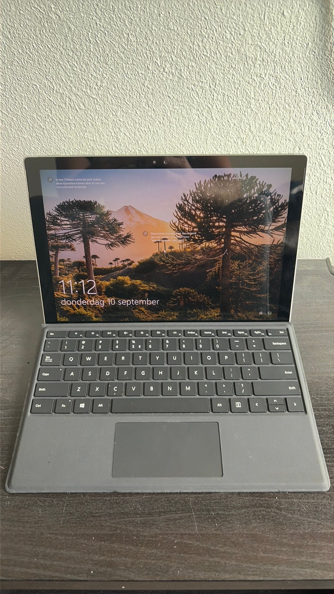 Microsoft Surface Pro 4 – i5 / 4GB RAM / Verlicht Keyboard, Computers en Software, Windows Tablets, Gebruikt, 12 inch, Ophalen of Verzenden