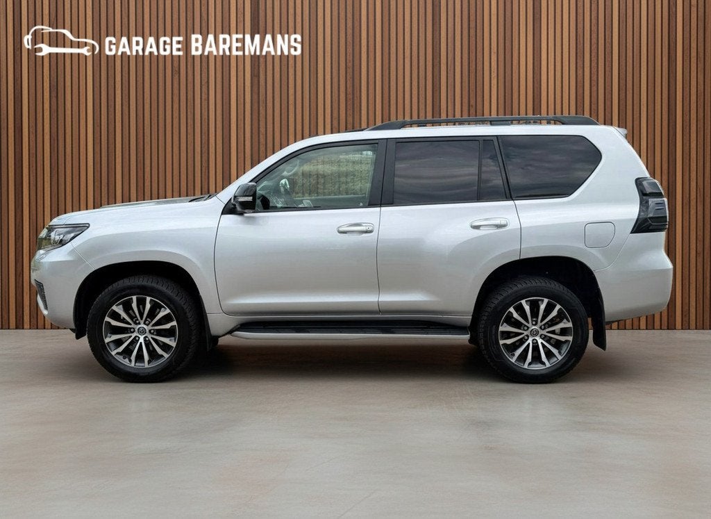 Toyota Land Cruiser 150 2.8 D-4D-F Executive Blind Van, Auto's, Toyota, Automaat, Gebruikt, 4 cilinders, Diesel