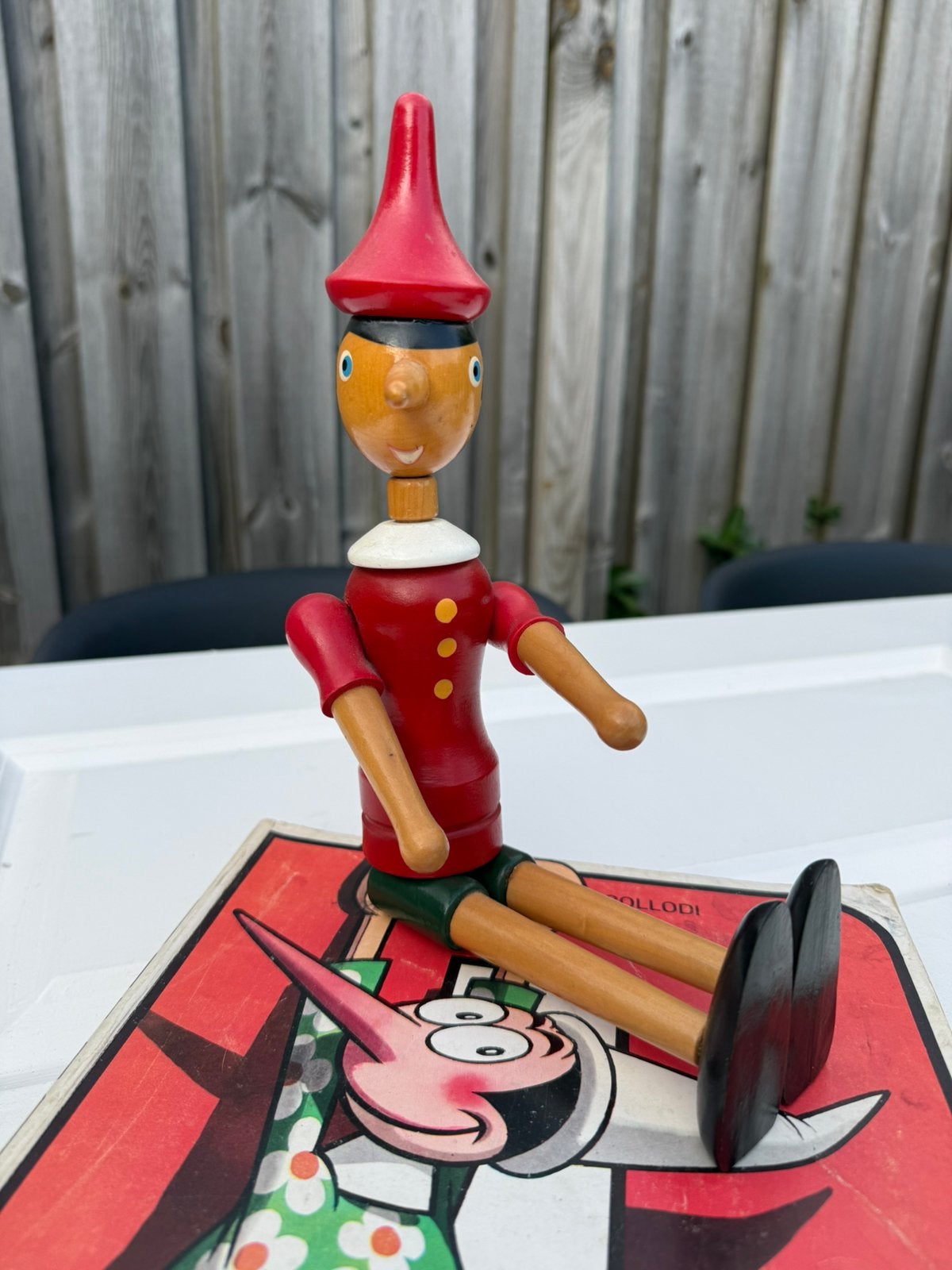 Pinokkio + Boek, Verzamelen, Ophalen of Verzenden, Zo goed als nieuw, Beeldje of Figuurtje