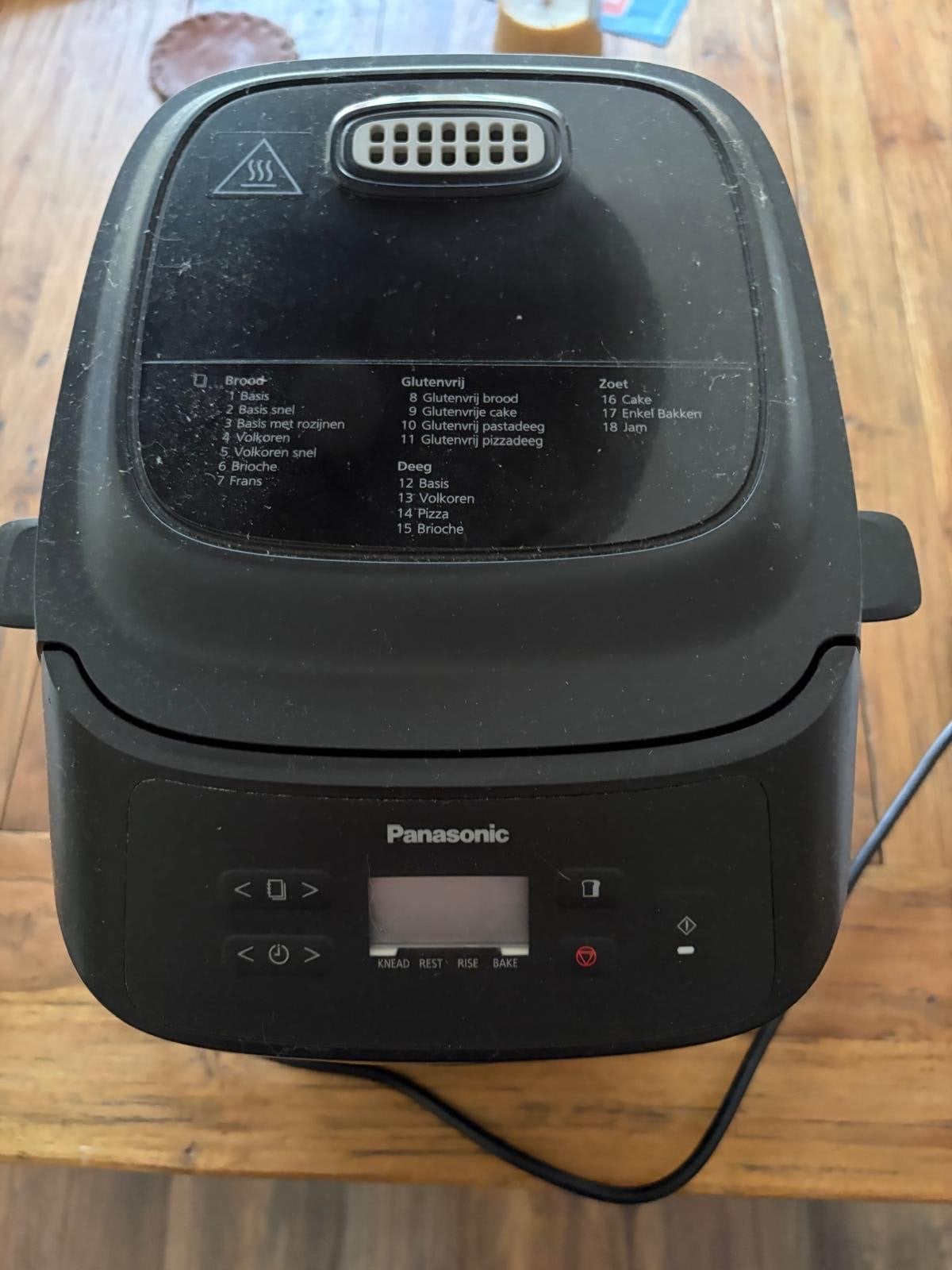 Panasonic Broodbakmachine SD-PN100KXE - Zo goed als nieuw, Minder dan 400 gram deeg, Ophalen, Met timer, Gebruikt