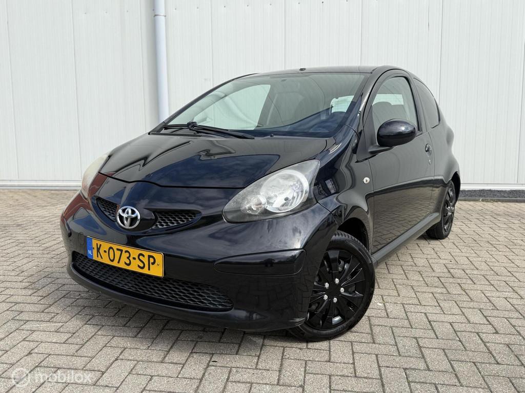 Toyota Aygo 1.0-12V Airco Getinte & Elek. Ramen CarPlay APK, Voorwielaandrijving, Gebruikt, 4 stoelen, Bedrijf
