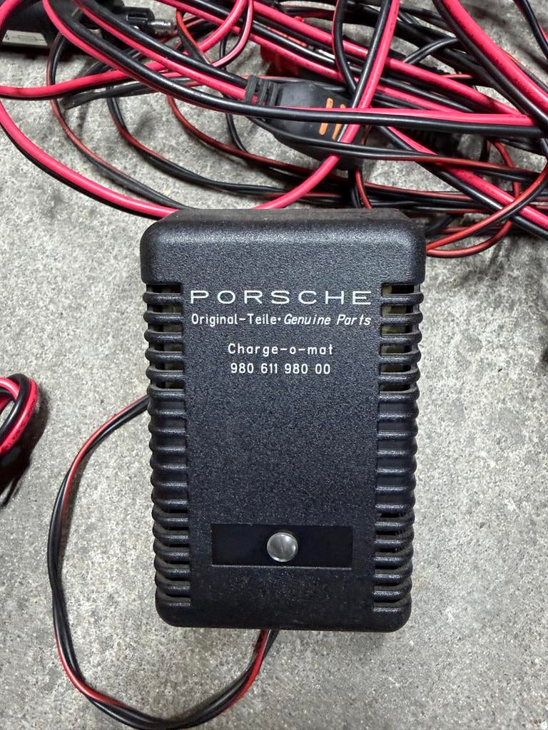 Porsche druppellader met kabels - Origineel, Auto-onderdelen, Accu's en Toebehoren, Ophalen of Verzenden, Gebruikt, Porsche
