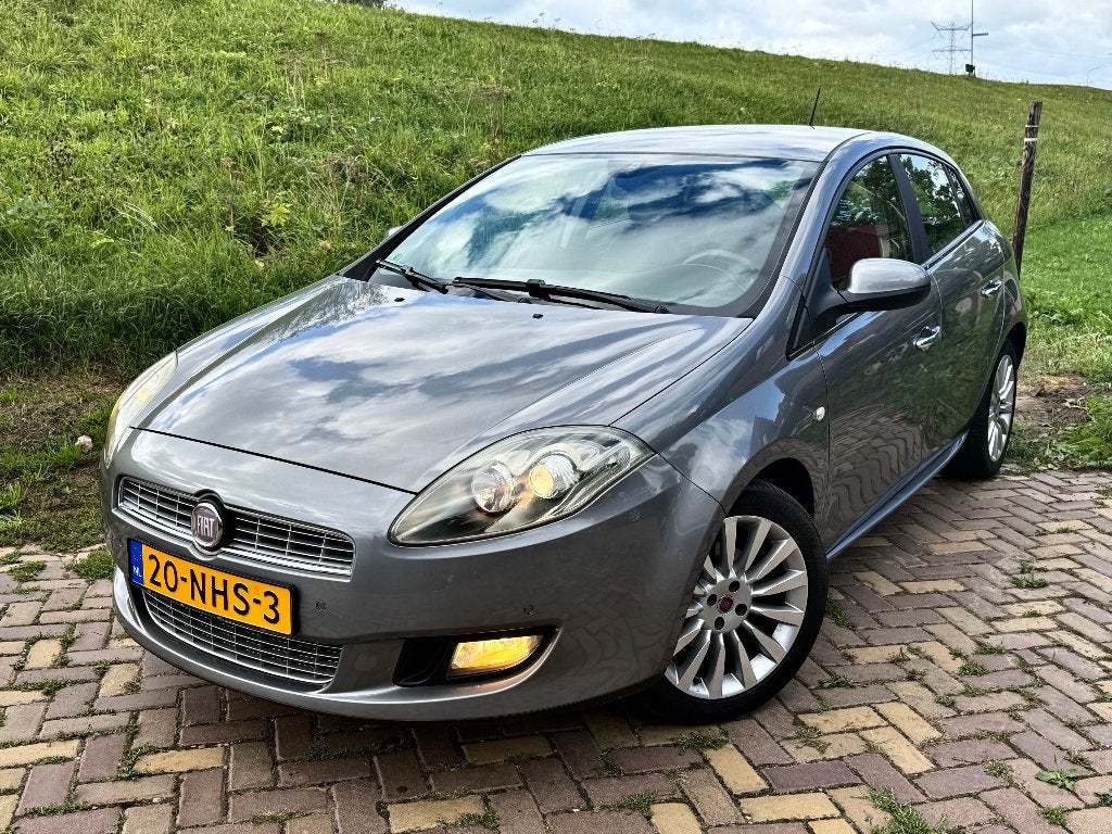 Fiat Bravo 1.4 140PK Business 1e Eigenaar 100.000km NAP APK!, Voorwielaandrijving, Euro 5, 4 cilinders, Origineel Nederlands