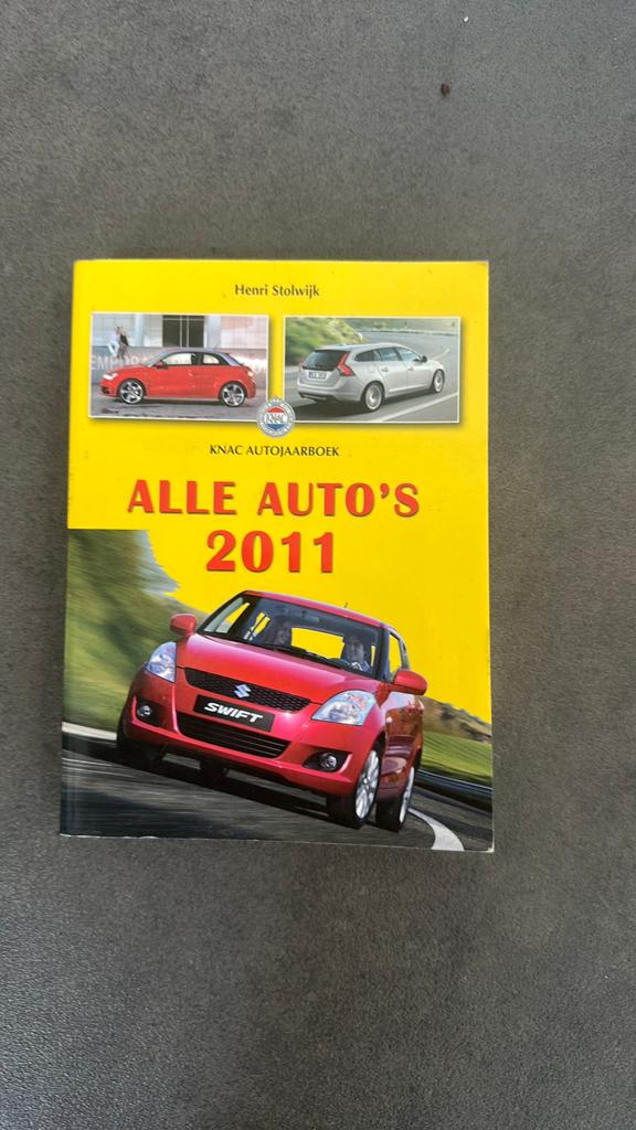 Henri Stolwijk - Alle auto's 2011, Boeken, Ophalen of Verzenden, Henri Stolwijk