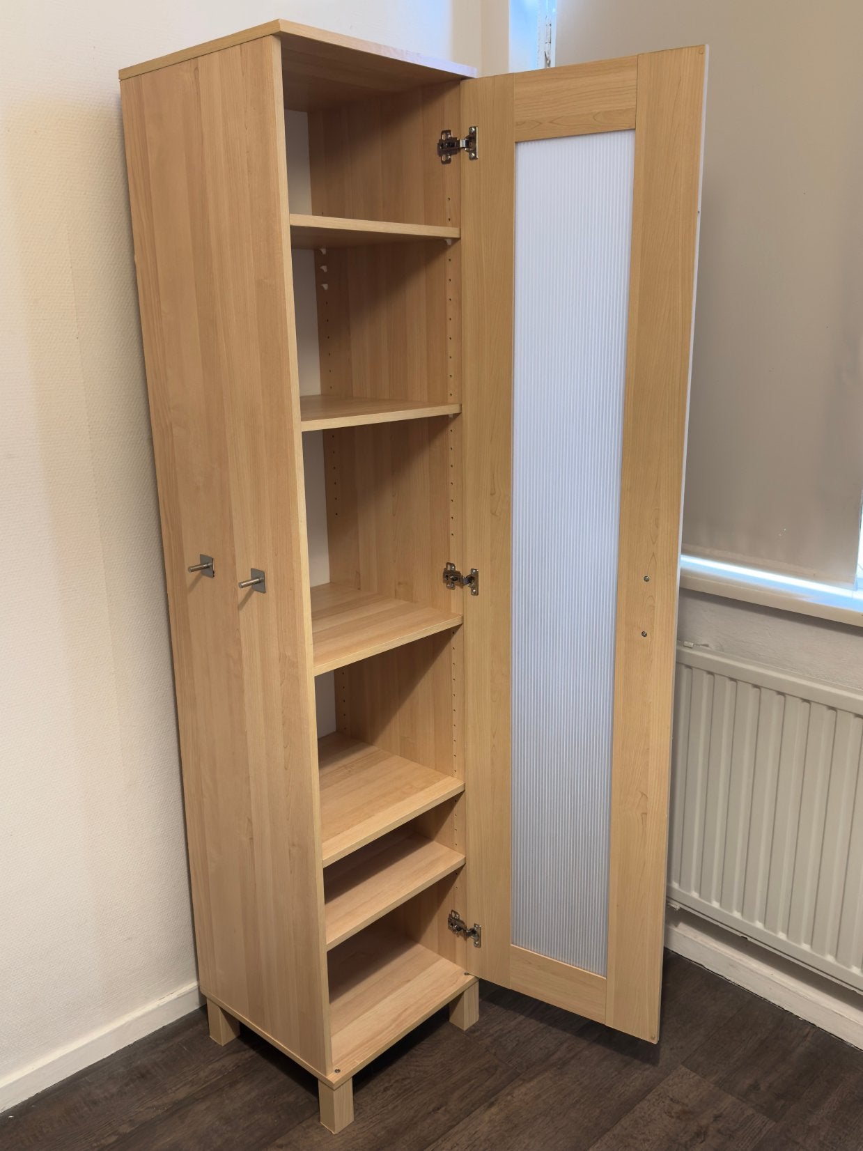 Hoge smalle kleding/ badkamer/boekenkast, Ophalen, (Half)hoge kast, Minder dan 50 cm, Gebruikt