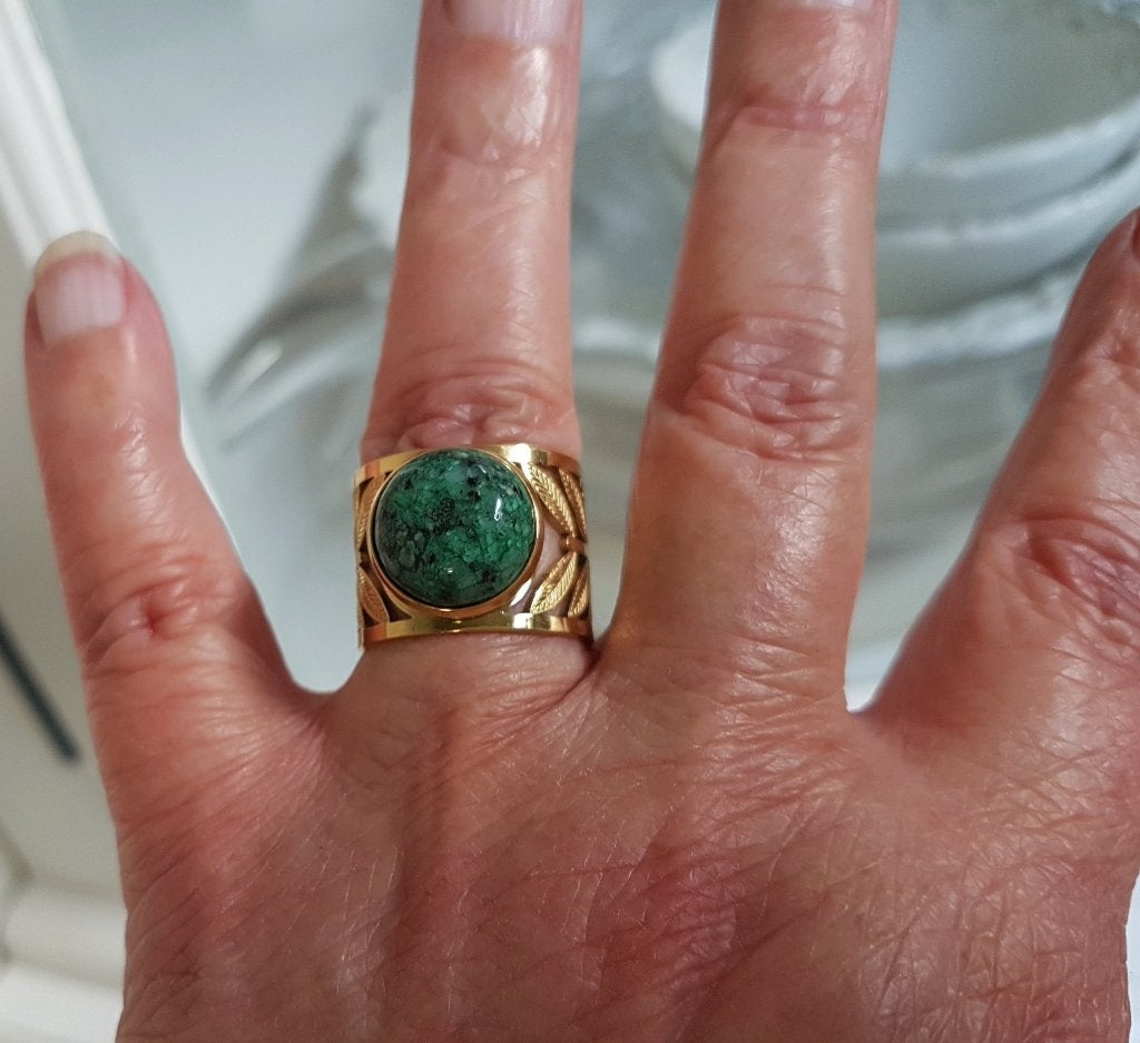 Goudkleurige Boho Ring met Leaves met Groene steen, Nieuw, 17 tot 18, Met edelsteen, Dame