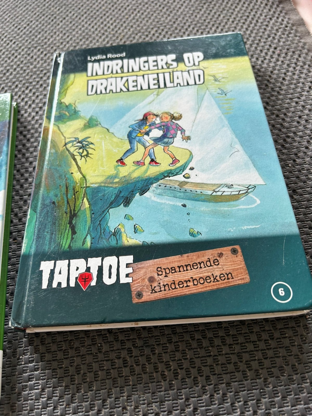2 kinderboeken prijs 2 euro samen, Ophalen of Verzenden, Zo goed als nieuw