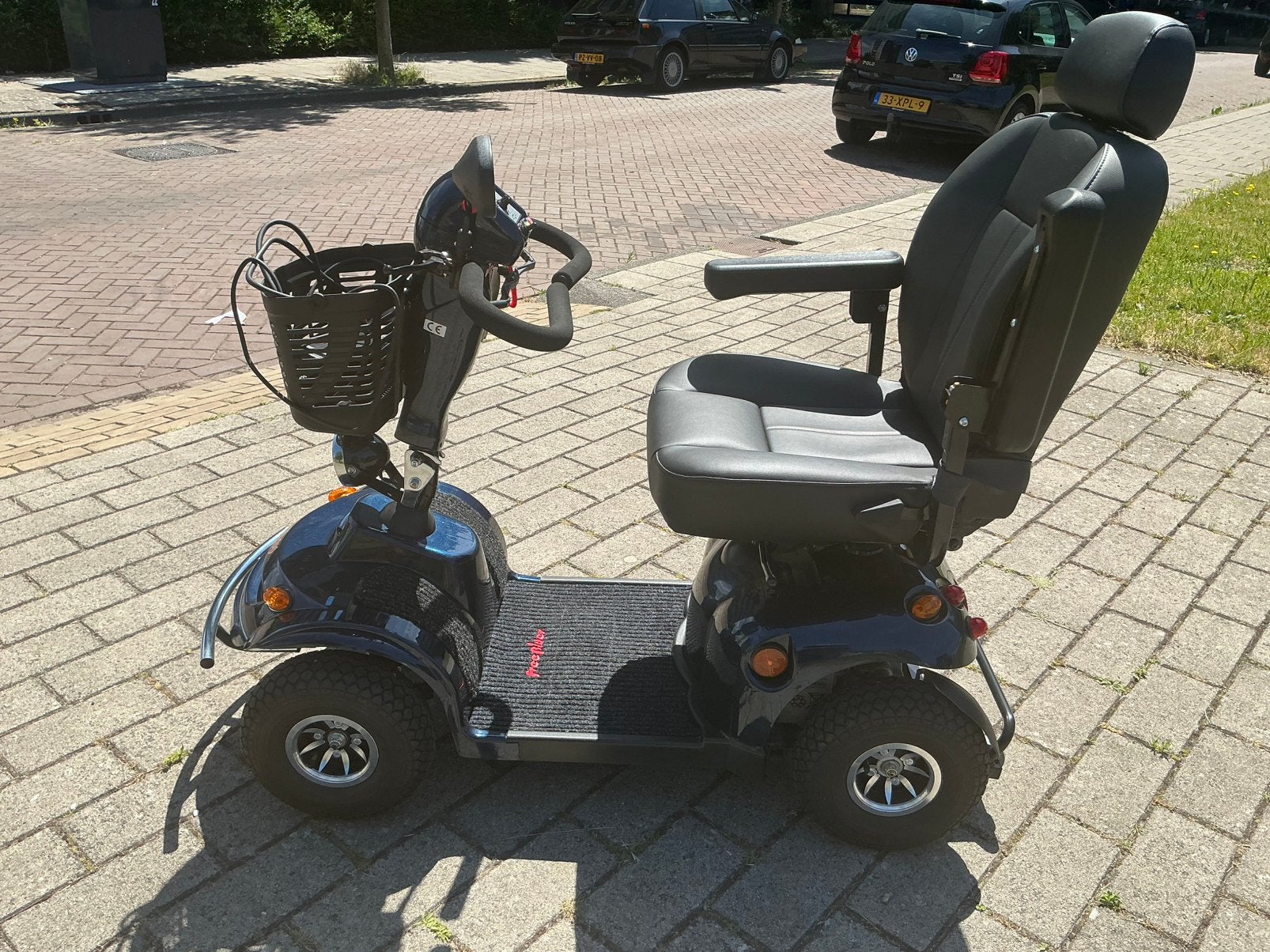 Scootmobiel Mango Tiger 4 blauw,zo goed als nieuw, Ophalen, Zo goed als nieuw