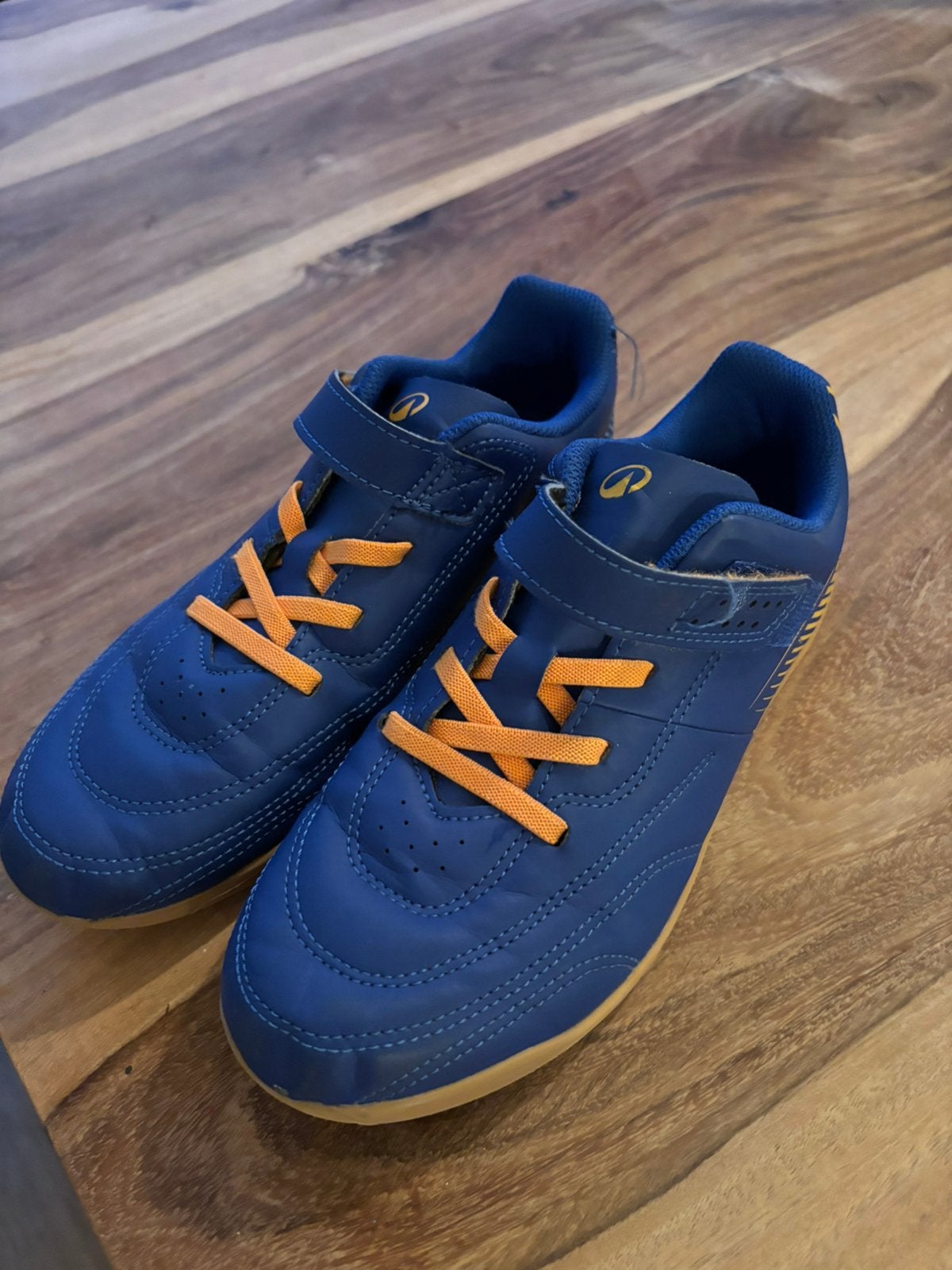Gym schoenen - Decathlon - maat 36, Ophalen, Gebruikt, Sportschoenen