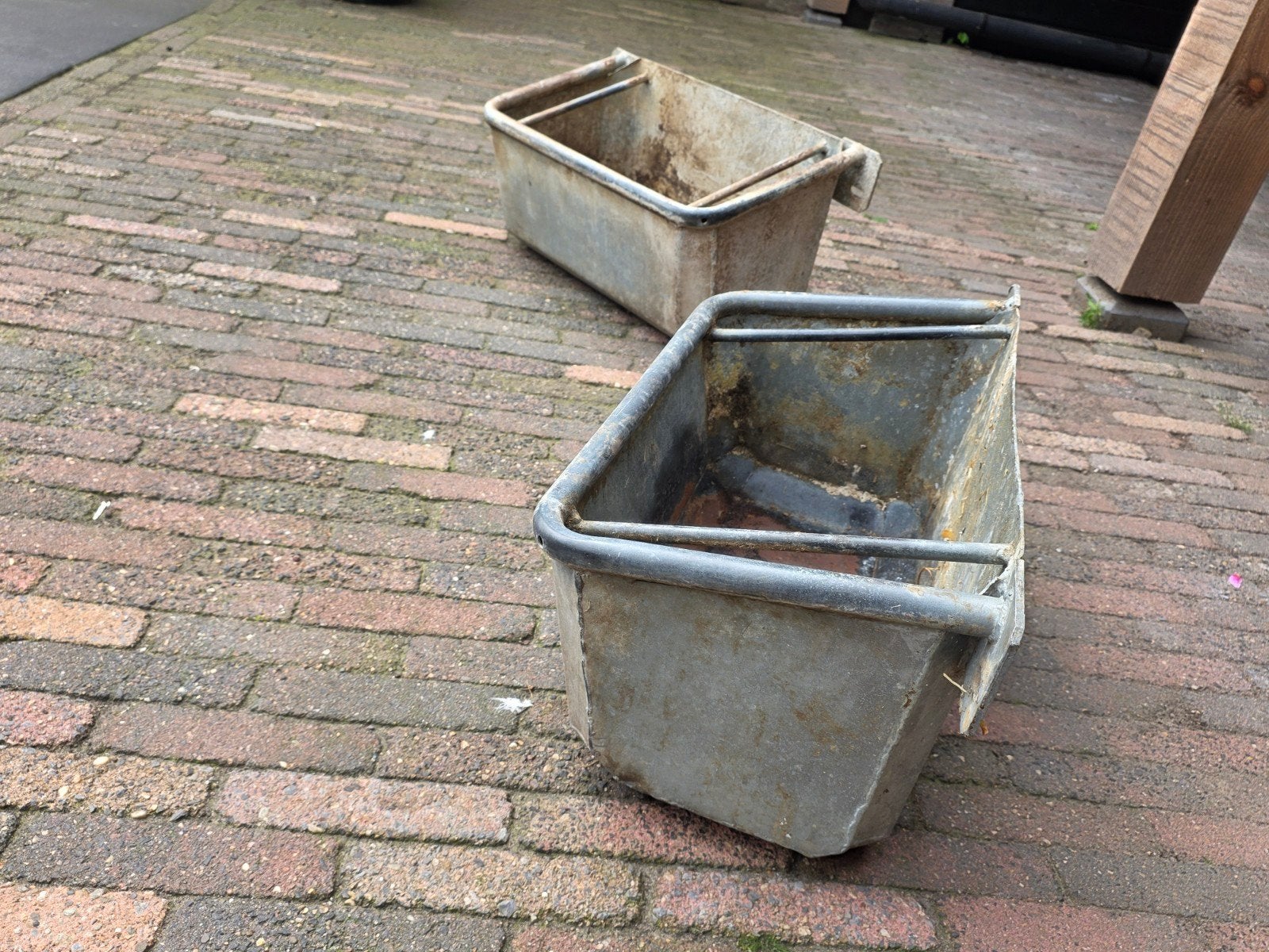 Paarden voerbakken  gegalvaniseerd, Dieren en Toebehoren, Stalling en Weidegang
