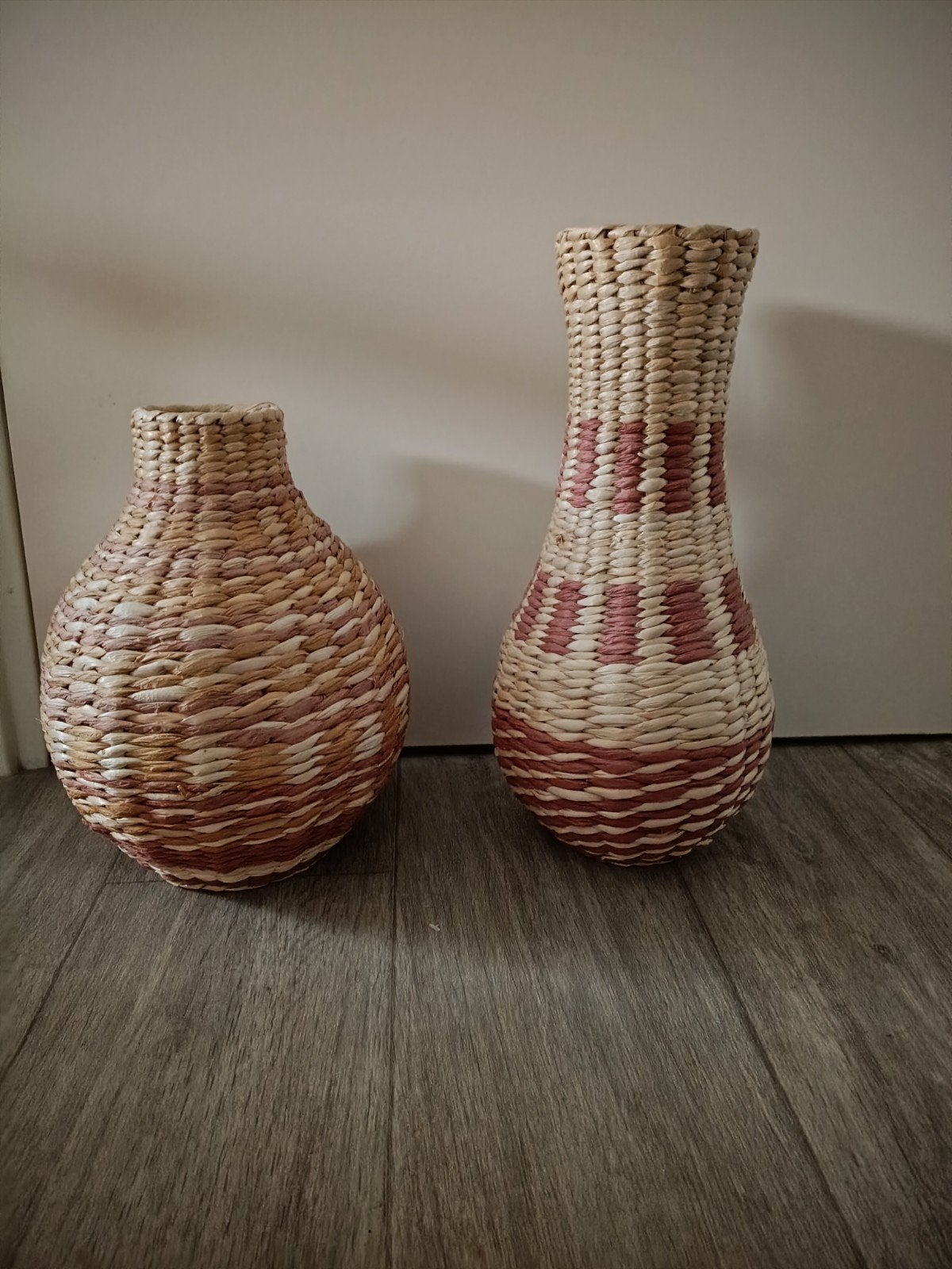 2 rieten vazen van de kwantum, Huis en Inrichting, Ophalen
