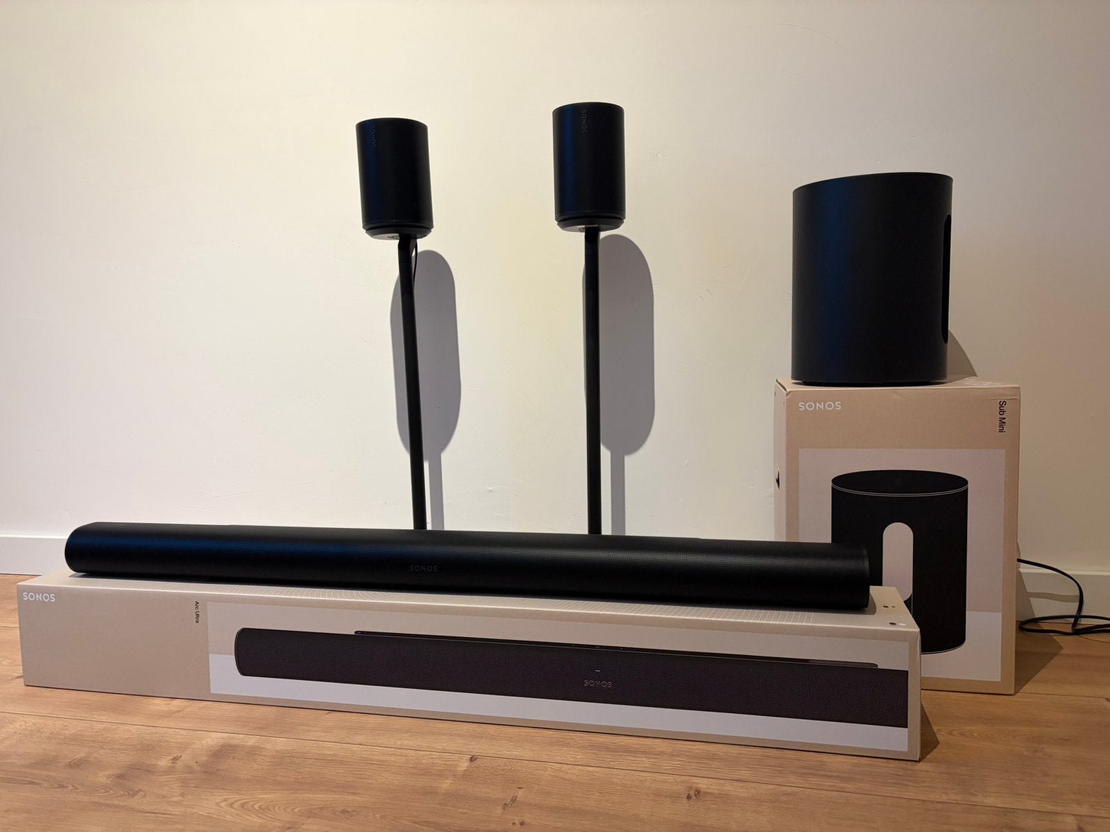 Complete Sonos surround set – Era 100 + Arc Ultra + Sub Mini, Soundbar, 70 watt of meer, Zo goed als nieuw, Overige spelers