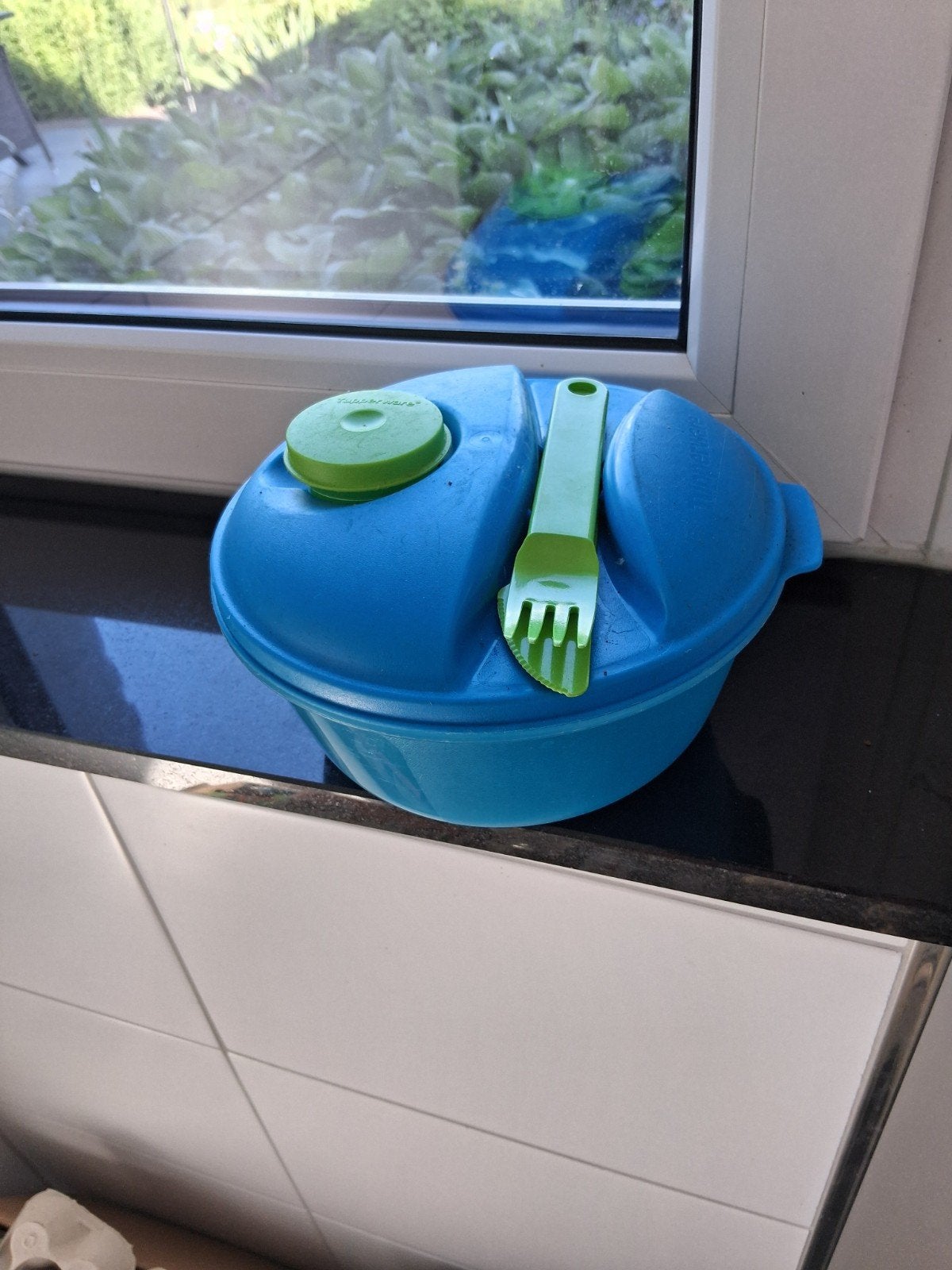 Tupperware lunchbox met vorkje - Blauw/Groen, Ophalen of Verzenden, Gebruikt, Groen, Bak of Kom