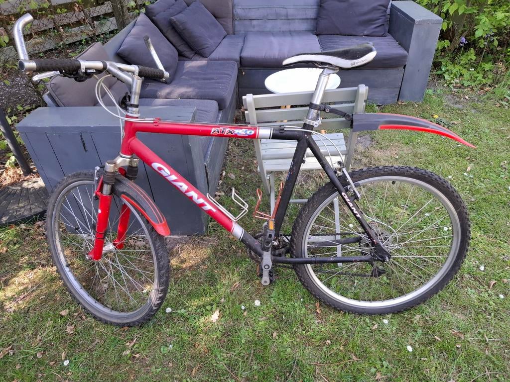 Giant ATX 850 Mountainbike - Rood/Zwart, Fietsen en Brommers, Fietsen | Mountainbikes en ATB, Ophalen, Gebruikt, Giant