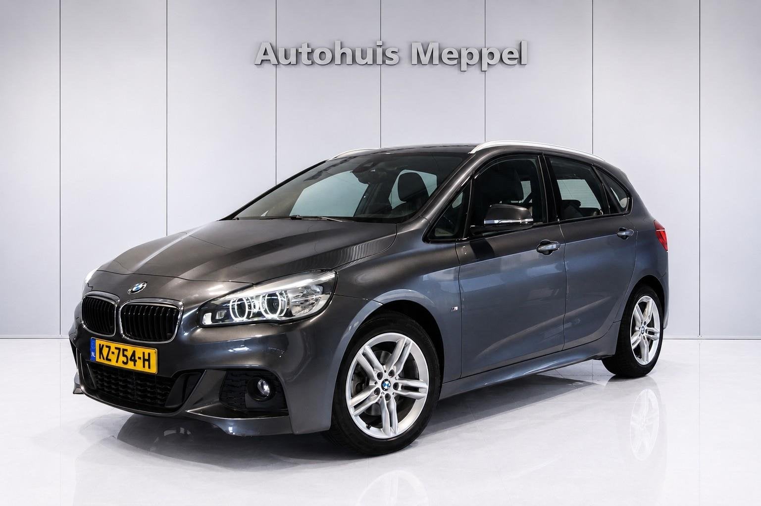 BMW 2 Serie 218i Active Tourer M-Sport*Head-up*Trekhaak*LED+, Auto's, 1345 kg, 136 pk, Gebruikt, Euro 6