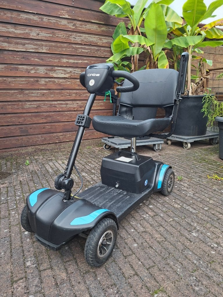 opvouwbare scootmobiel Vermeiren One Air plus, Ophalen, 10 km/u of minder, Gebruikt, 26 t/m 35 km
