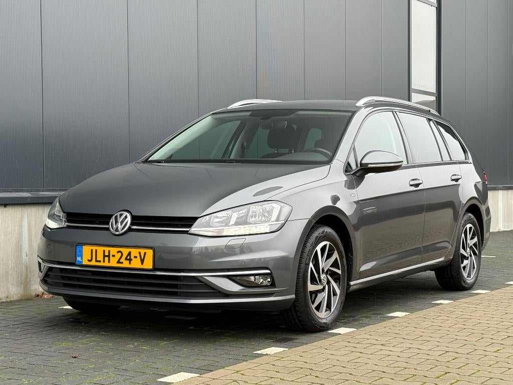 VW Golf Variant 1.0 TSI DSG-7 115pk NAVI Trekhaak Cruise PDC, Stof, Skiluik, 115 pk, Golf