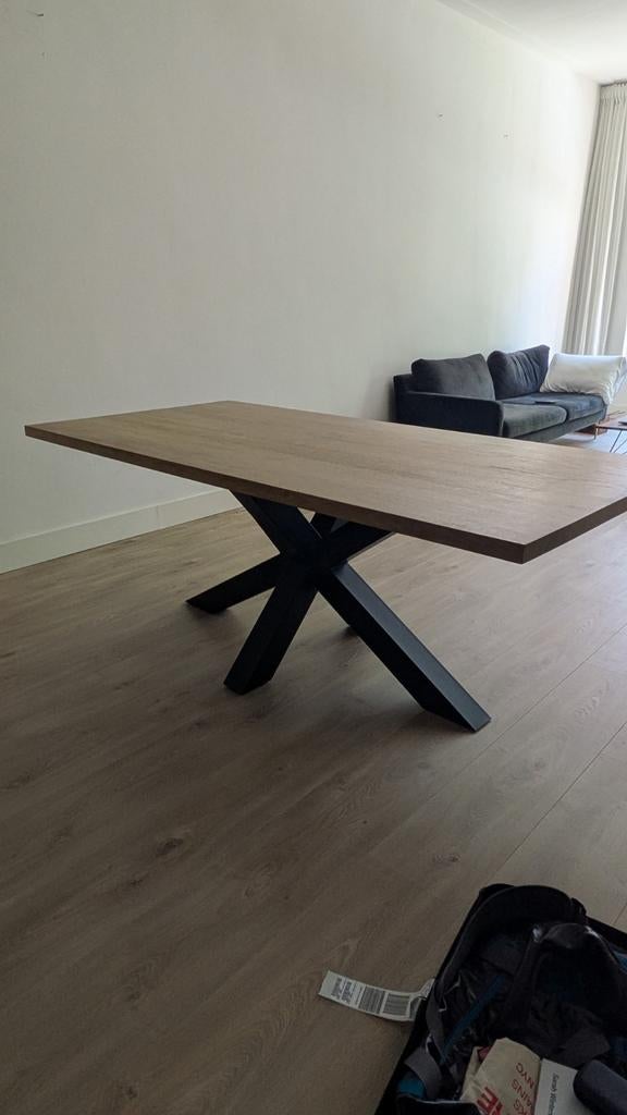 Eikenhouten eettafel met zwart metalen spinpoot, Ophalen, 50 tot 100 cm, Zo goed als nieuw, Modern industrieel