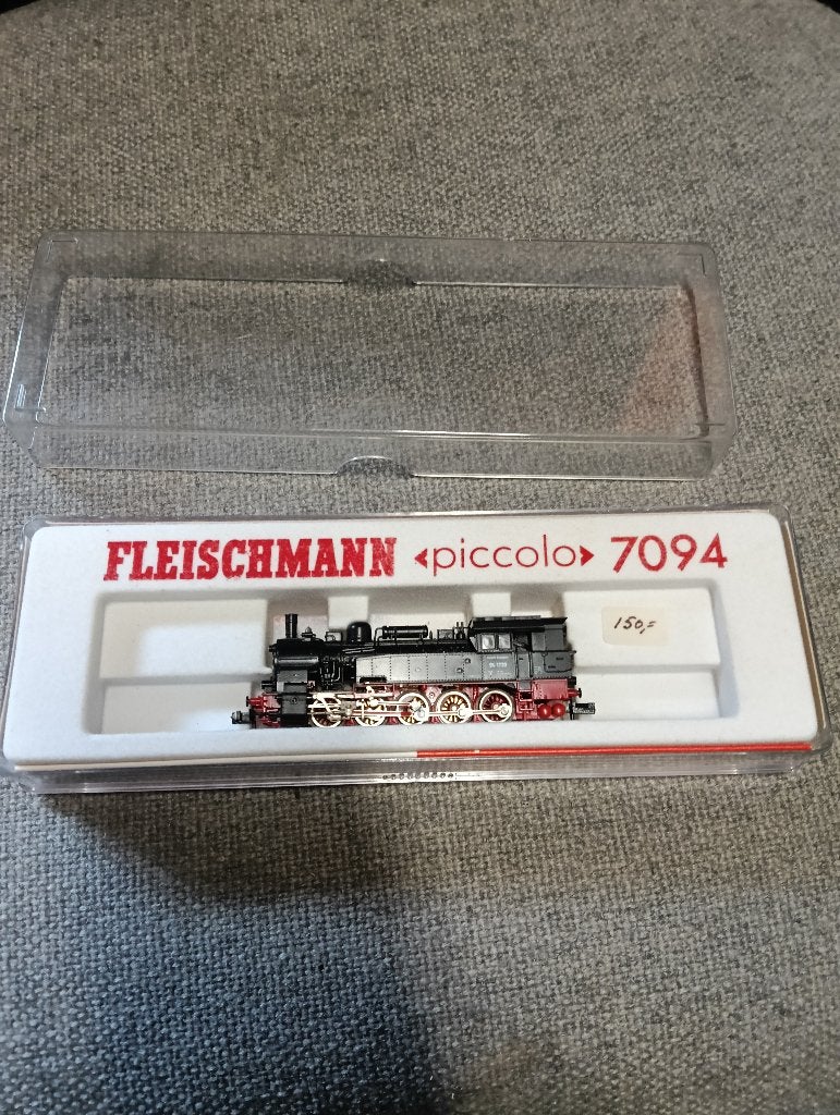 Fleischmann 7094 N Stoomlocomotief BR 94 van de DB, Gebruikt, Fleischmann, Ophalen of Verzenden, Gelijkstroom