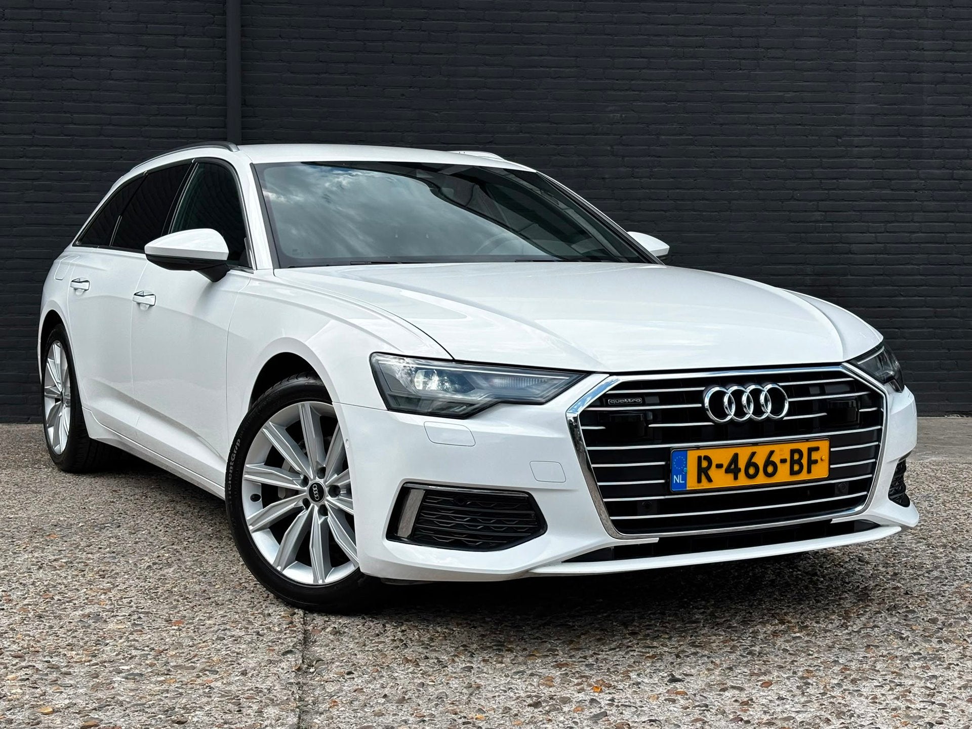 Audi A6 Avant 40 TDI quattro S edition CAMERA|148543KM|STOEL, Auto's, Automaat, 2000 kg, Zwart, Leder