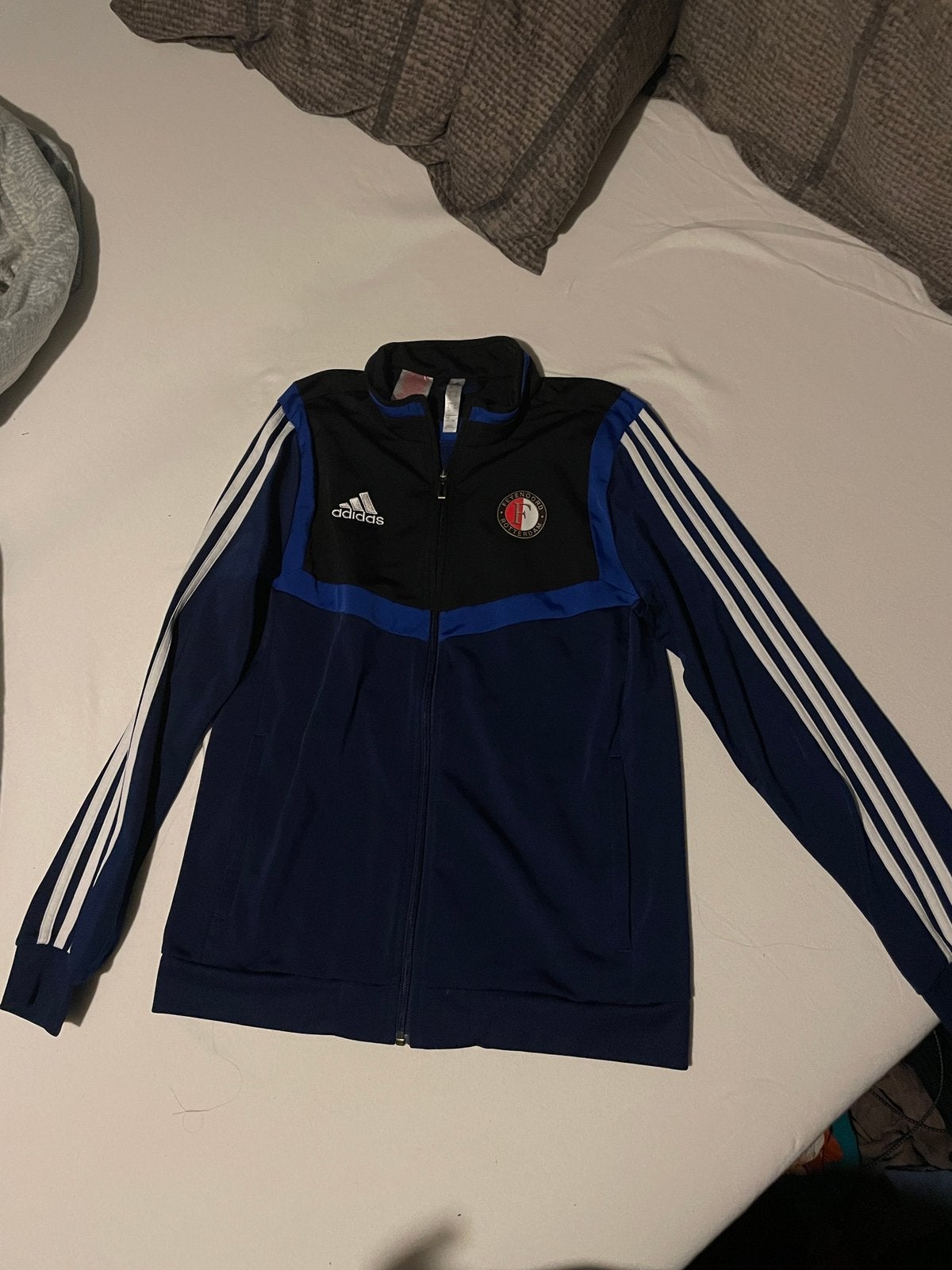 Adidas Feyenoord trainingsjack maat 164 (13-14 jaar)., Ophalen, Zo goed als nieuw, Jongen of Meisje, Jas
