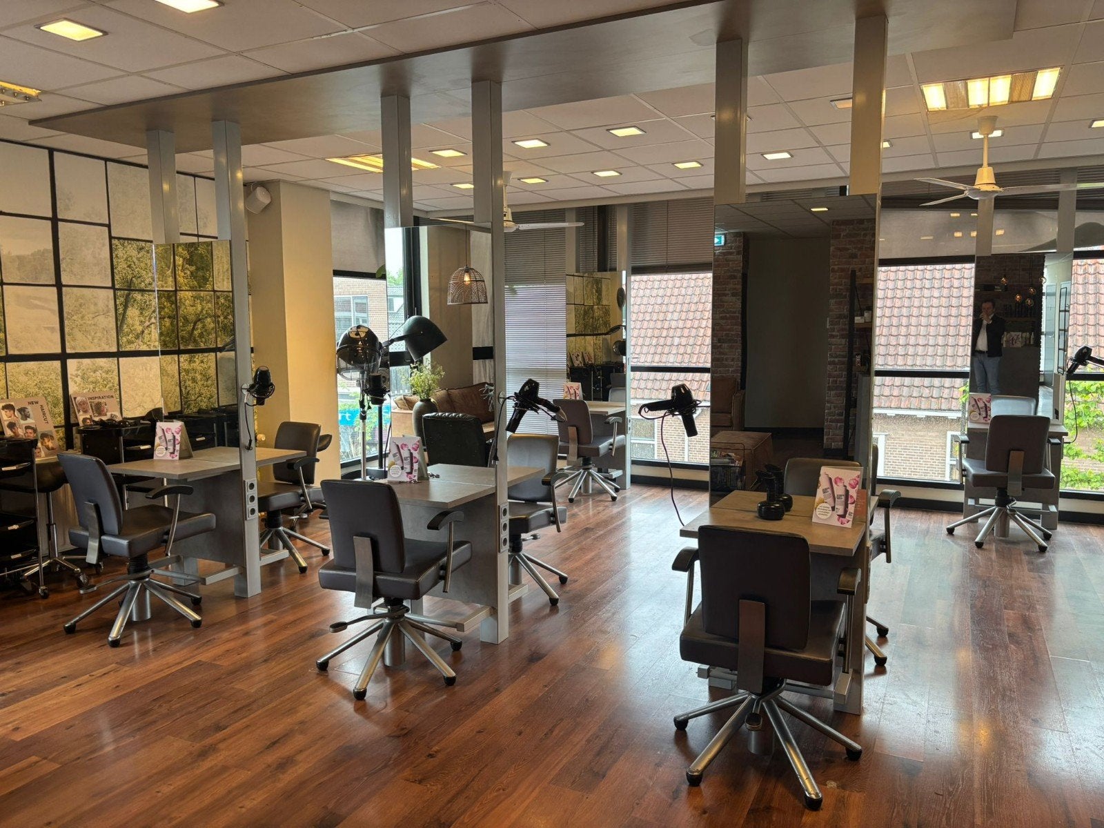 Complete inventaris kapsalon/schoonheidssalon, Receptie of Entree, Ophalen, Gebruikt, Complete inventaris